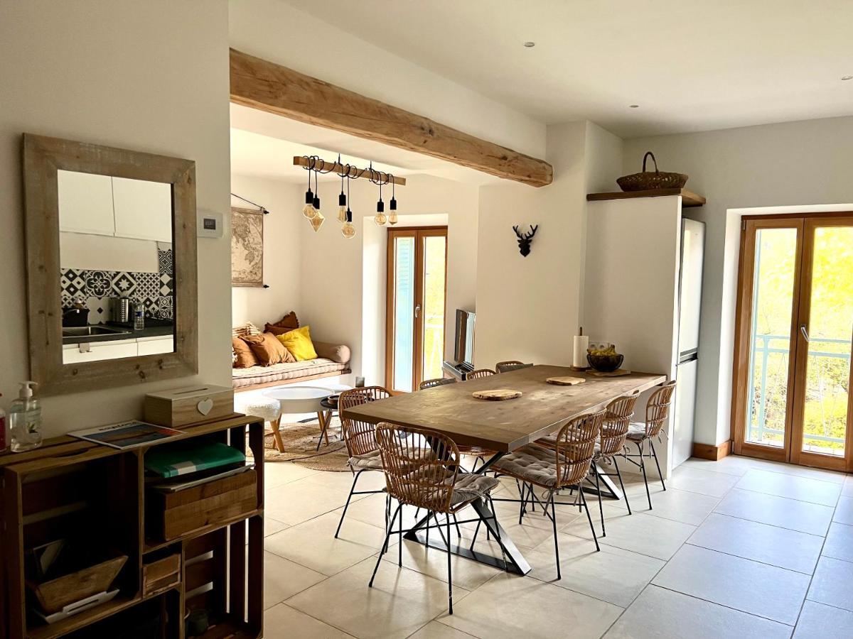 Bel Appartement 8 Personnes A Saint Chaffrey Exterior photo